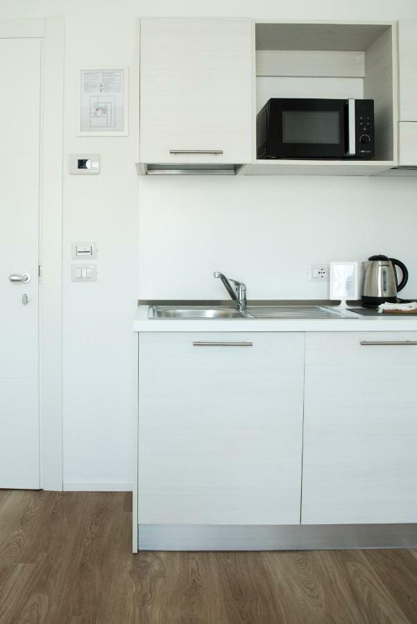 Hotel Houston Suites ริมินี ภายนอก รูปภาพ